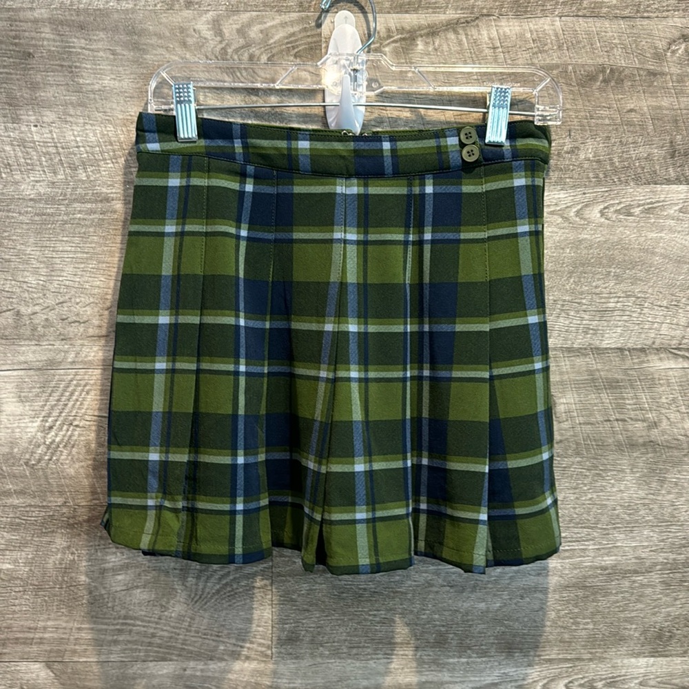 WeWoreWhat NWT Classic Plaid Tennis Skirt(Skort) with underneath Shorts. - Picture 2 of 8